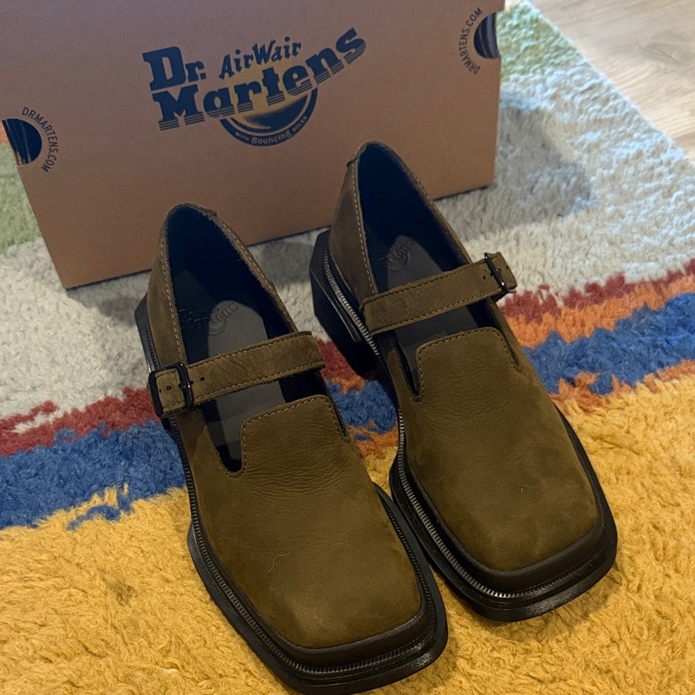 Dr. Martens Maybole Olive Green